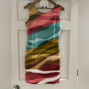 VENUS Colorful Wave Pattern Mini Dress